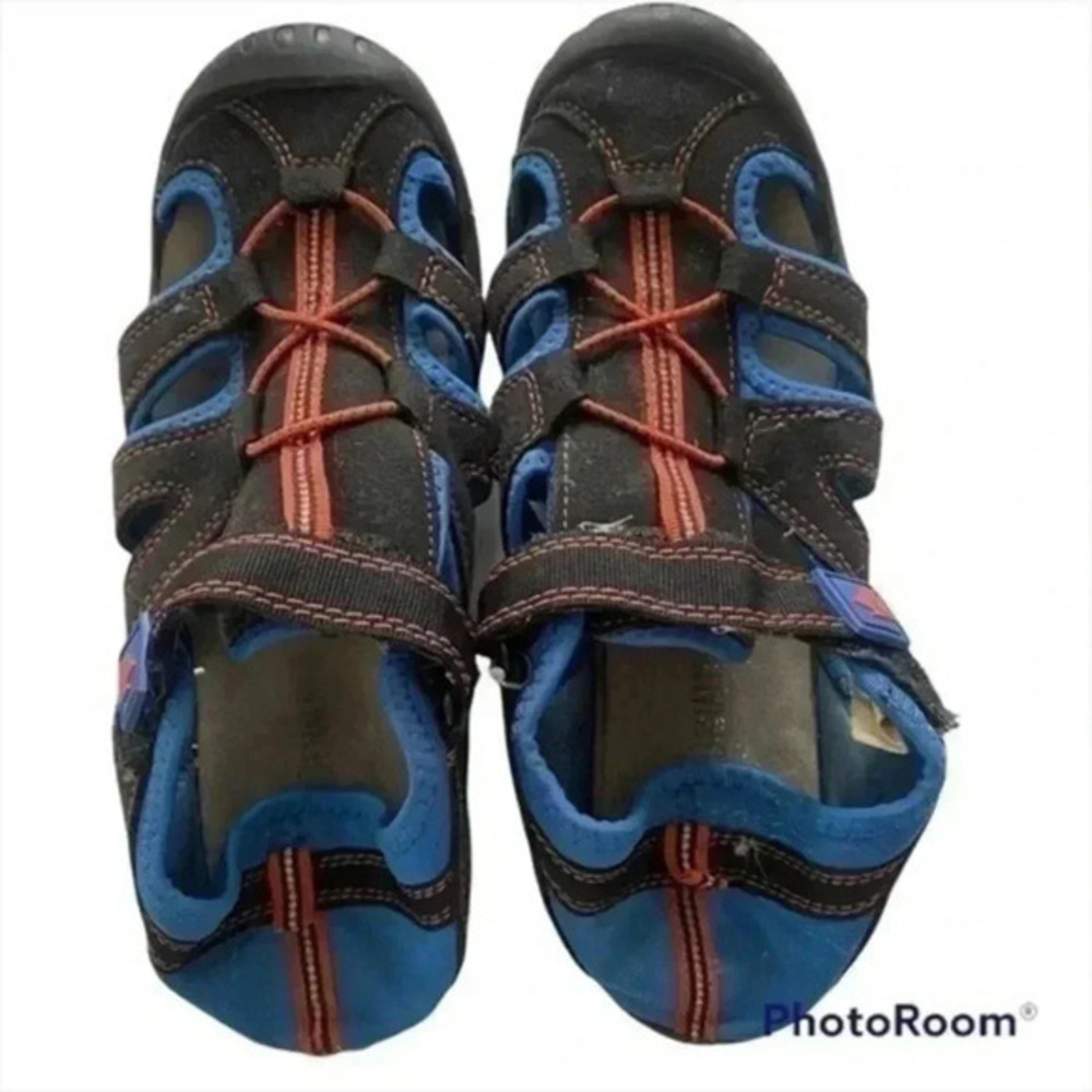 Denali Fisherman sports big kids Sandals size 5